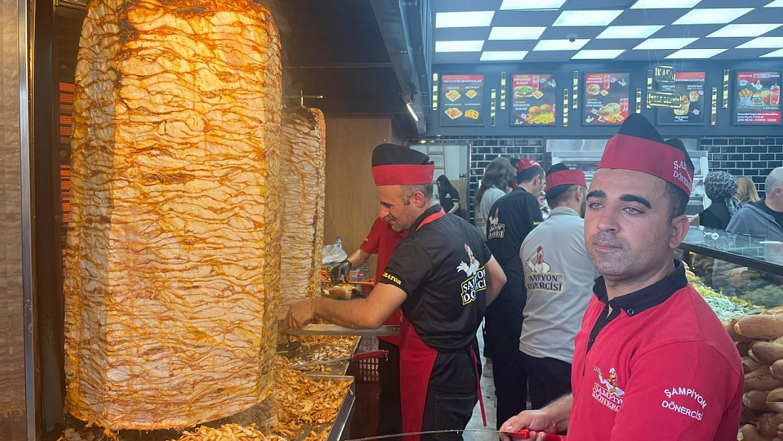 1 liraya döner kampanyası: Vatandaş sokağa döküldü…