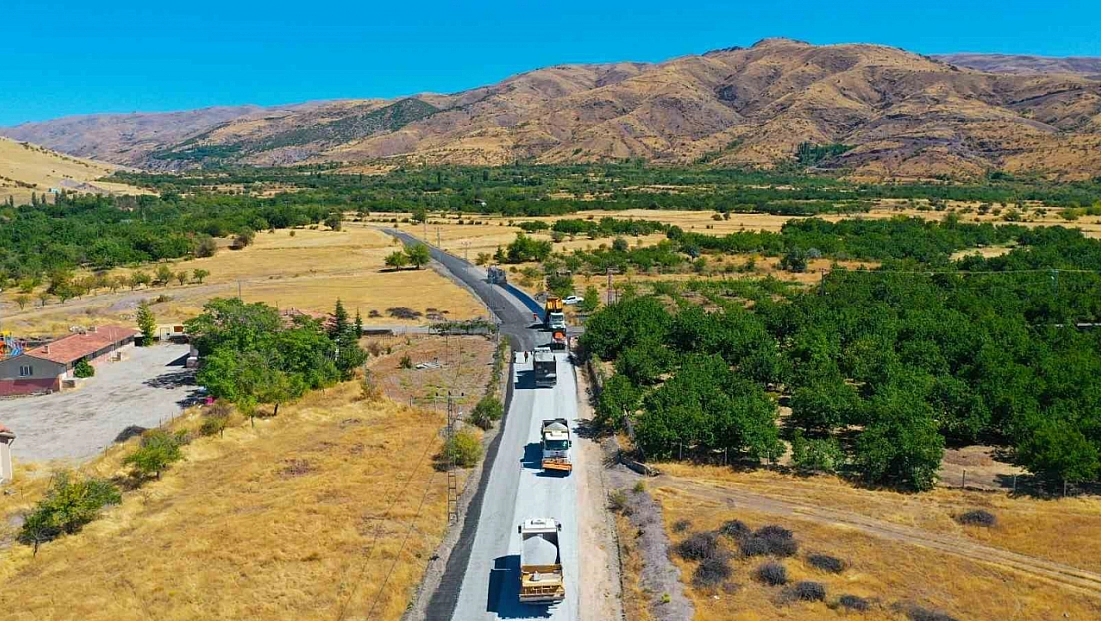 20 kilometrelik yol yenileme çalışmaları sürüyor