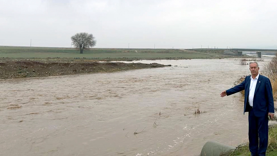 Araban Ovası’nda sağanak etkili oldu