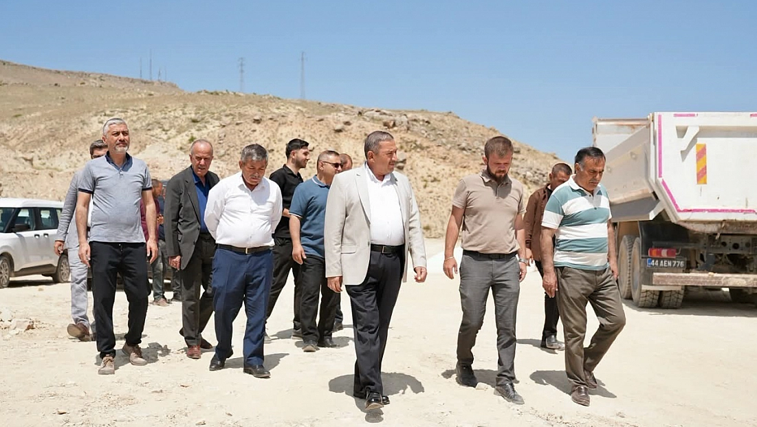 Başkan Bozkurt, devam eden projeleri sahada inceledi