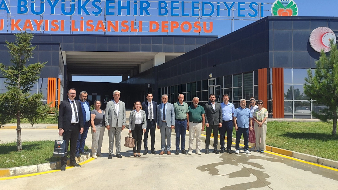 Kayısı üreticisinin cebini koruyacak sistem anlatıldı