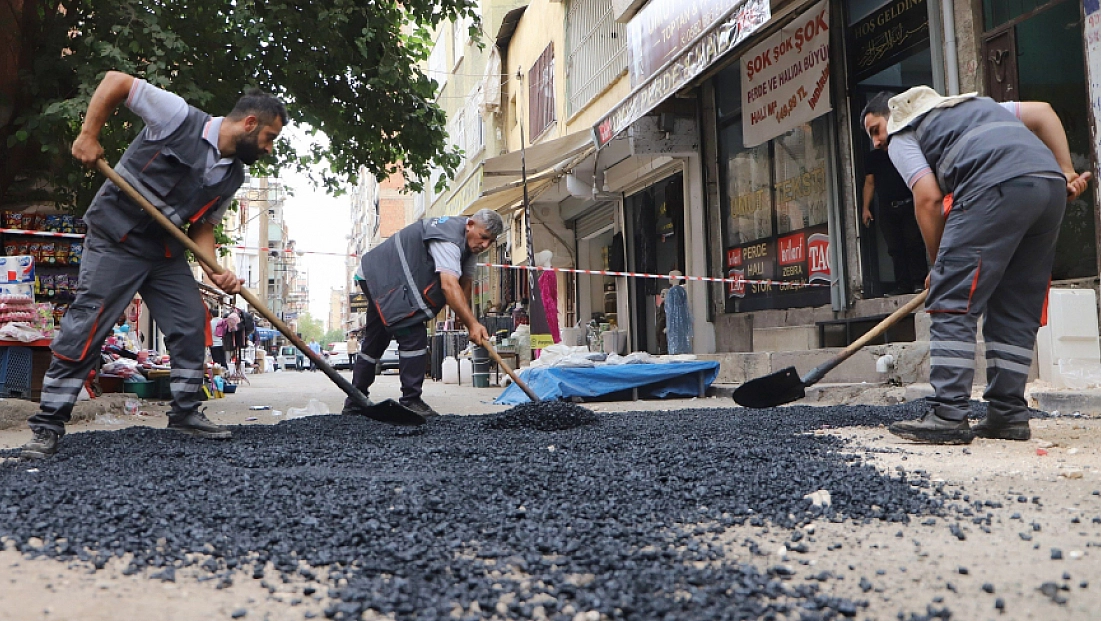 2 cadde 10 bin 400 ton asfaltla yenilendi