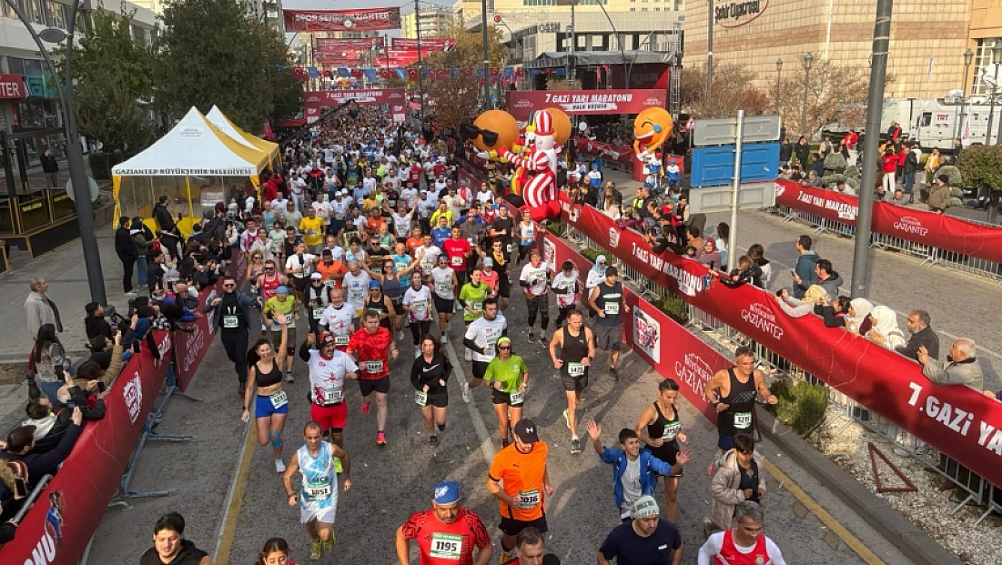 7. Gazi Yarı Maratonu başladı