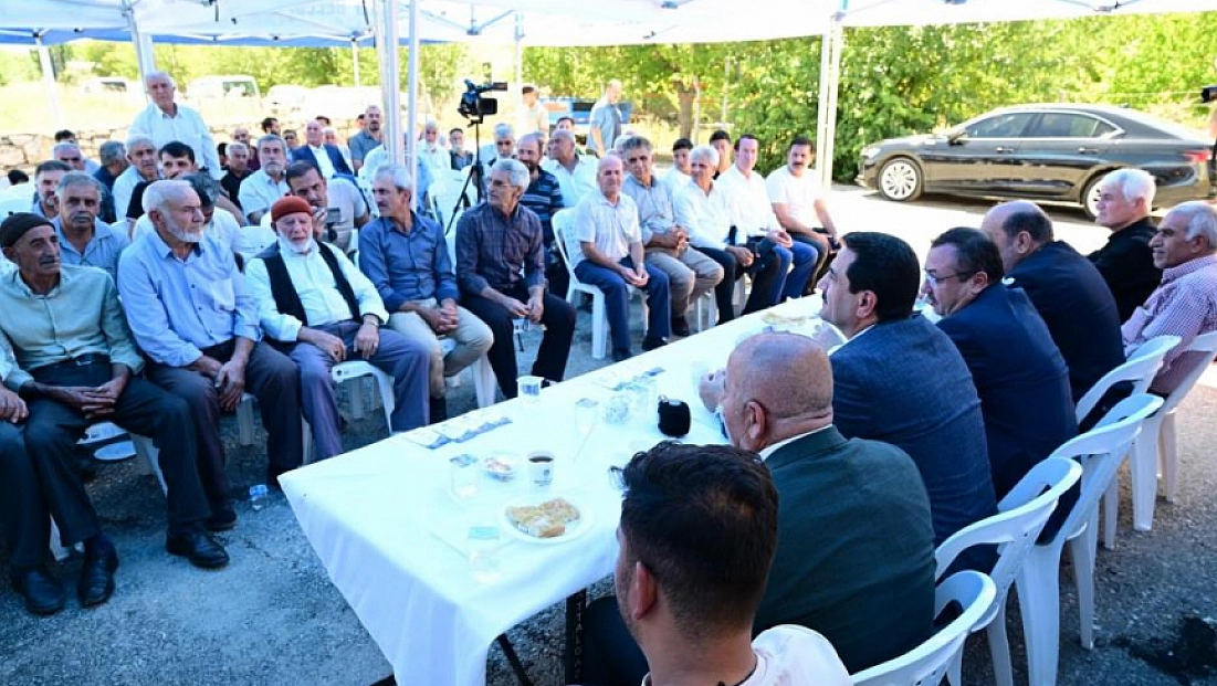 Başkan Taşkın, Kadıçayırı'nda vatandaşla buluştu! Talepleri dinledi