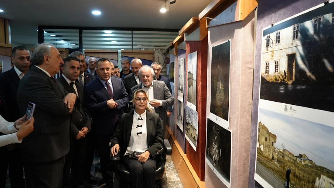 Bir fotoğraf makinesiyle hayata tutundu!