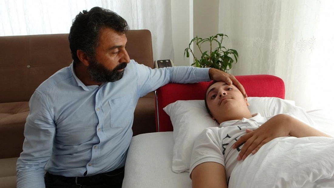 Deprem gecesi bayıldı, hayatı karardı: Muhammed üç yıldır yatağa mahkûm