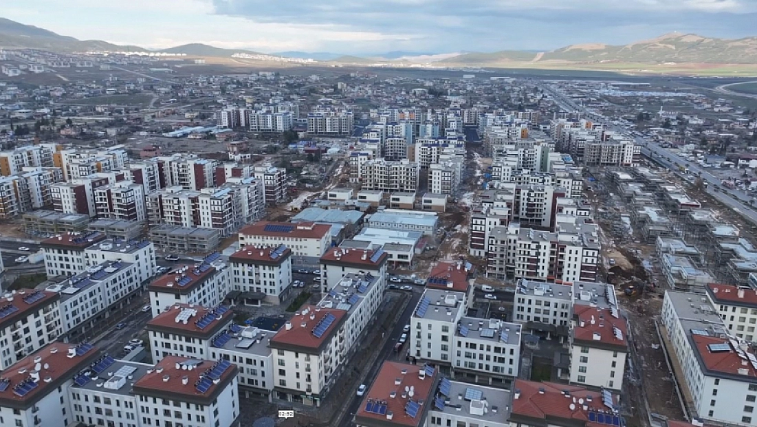 Depremin yıktığı Nurdağı küllerinden doğdu