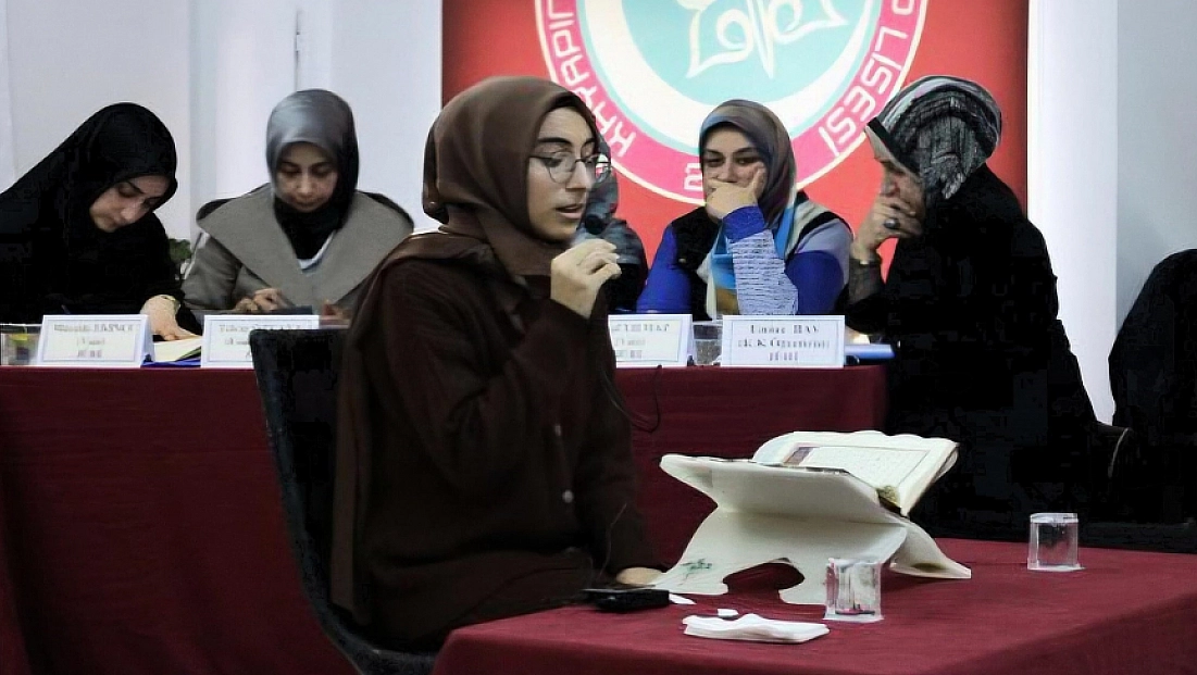 Dicleli lise öğrencisi Kur'an-ı Kerim'i Güzel Okuma Yarışmasında il 3'üncüsü oldu