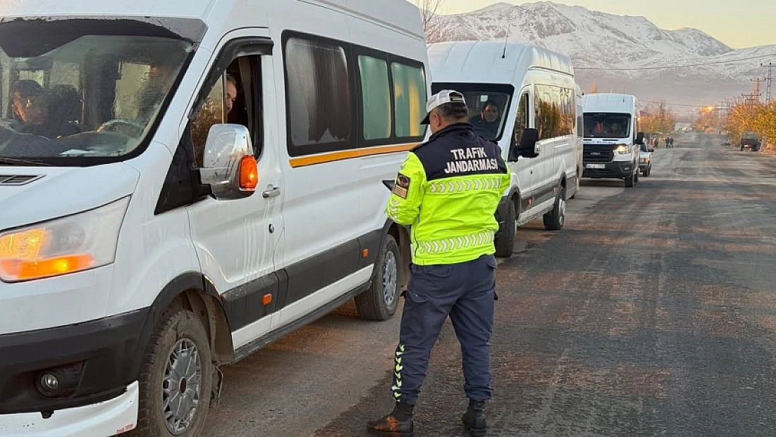 Malatya'da Kış Lastiği Denetimi: 3 Sürücüye Ceza