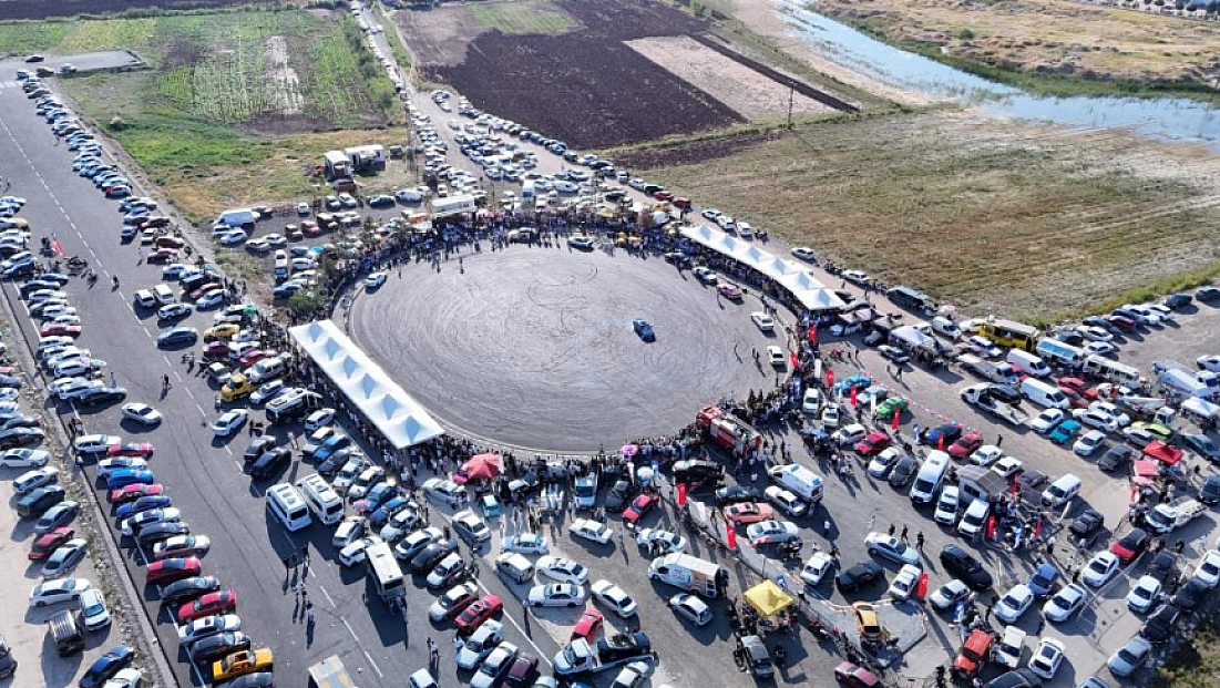 Drift atmak için ara sokakları tercih etti