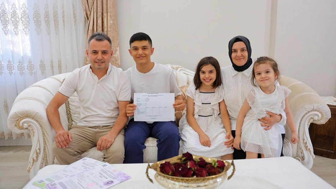Düzenli çalıştı, 500 tam puan aldı