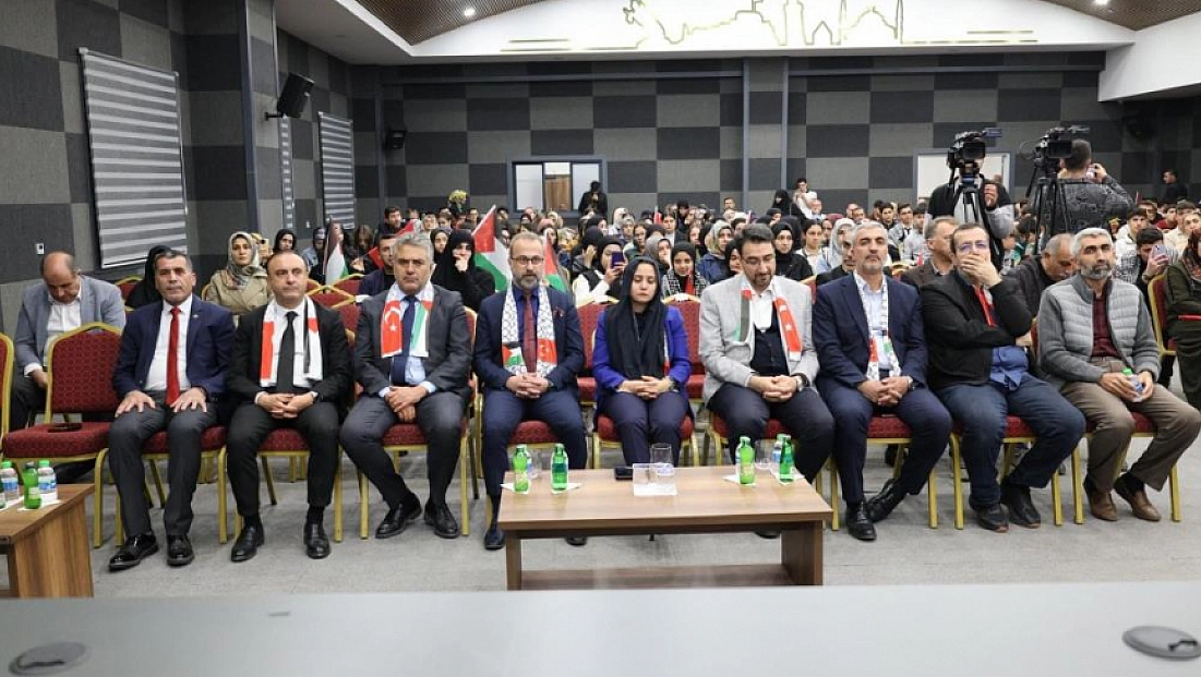 ‘Filistin Gecesi’ programı düzenlendi