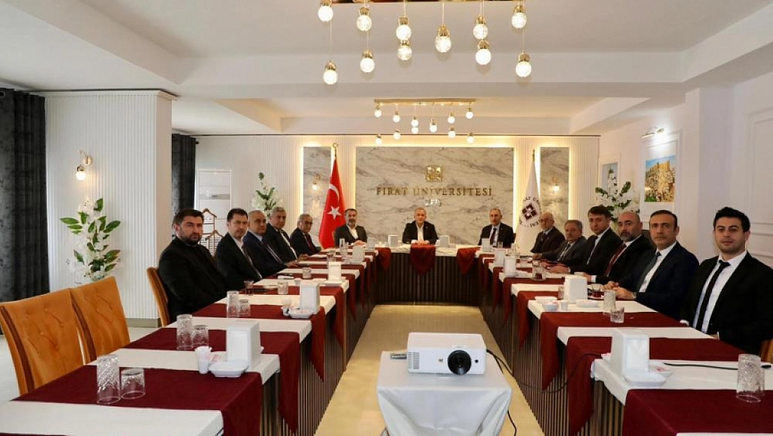 FÜ paydaşları ile bir araya geldi