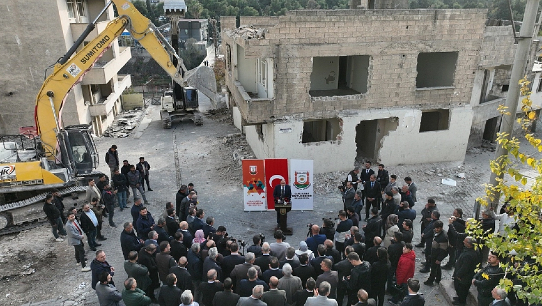 Gülpınar: ‘Bazıları konuşur bazıları yapar’