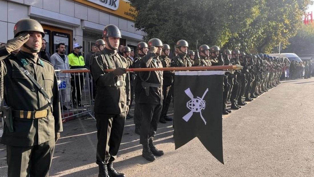 Güneydoğu'da 10 Kasım Atatürk'ü anma törenleri düzenlendi