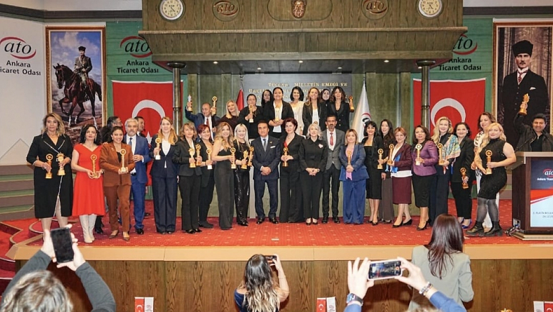 Hayallerinin Peşinden Koştu, Yılın Muhtarı Ödülüne Layık Görüldü!