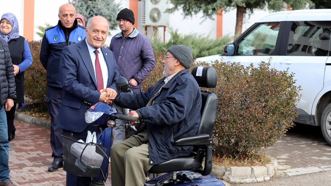 Hekimhan'dan engelliler gününde anlamlı hediye