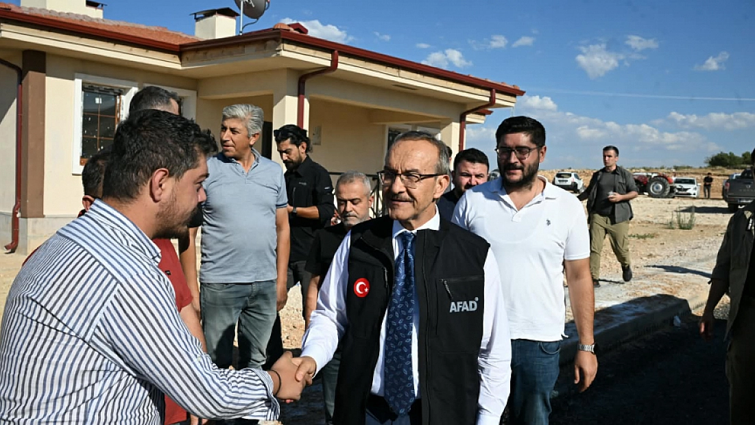 Akçadağ'da vatandaşların yüzü gülüyor: 3 bin 951 konut teslim edildi
