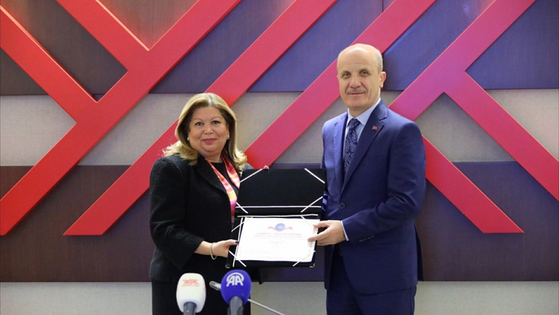 HKÜ, Türkiye'nin ilk 7 üniversitesi arasında