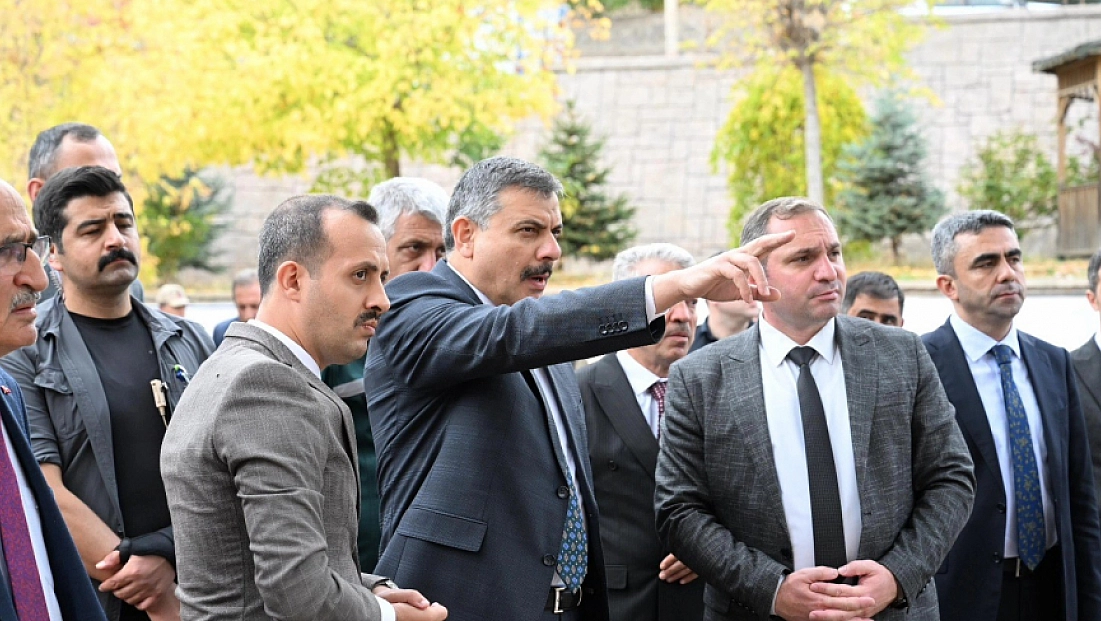 İspir’deki heyelan bölgesine kaya tahkimatı yapılıyor