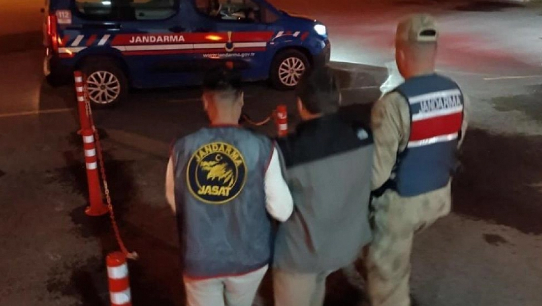 Jandarma nefes aldırmadı: FETÖ hükümlüsü yakalandı