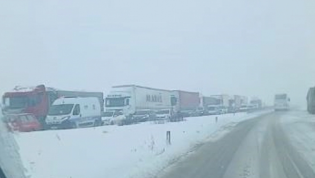 KGM’den Son Dakika Duyurusu: Malatya Yolu Sivas Yolu Trafiğe Kapatıldı