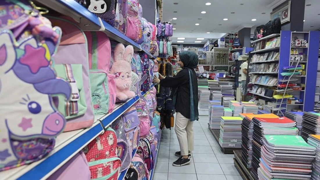 Kırtasiyeciler yeni eğitim öğretim yılına hazır