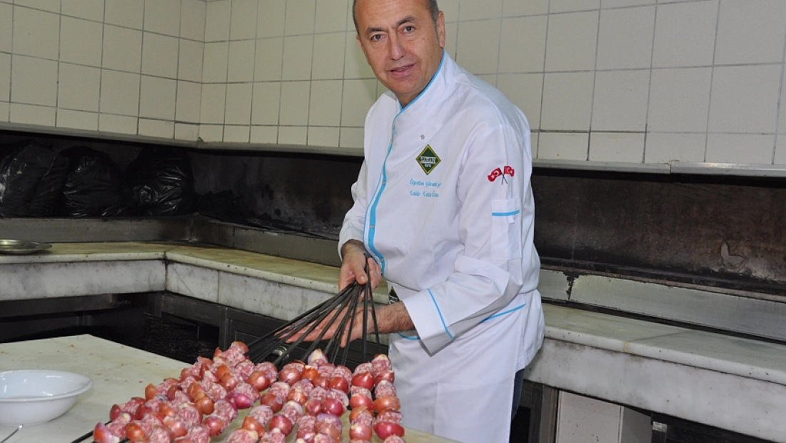 Kış aylarının vazgeçilmez lezzeti soğan kebabı sezonu açıldı