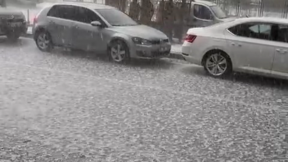 Kovancılarda dolu etkili oldu