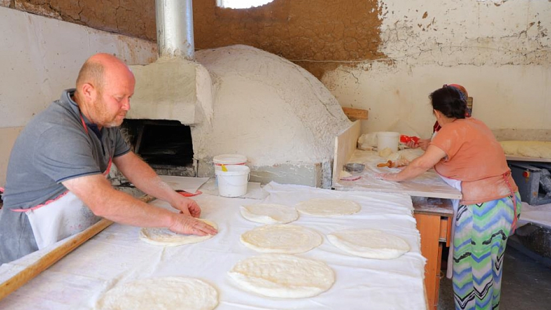 Kuşaktan kuşağa aktarılan 160 yıllık ekmek geleneği