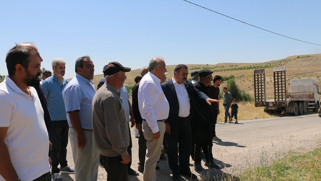 Malatya'da mahalle sakinlerinin talebi karşılık buldu: Taziye evi için ilk kazı vuruldu