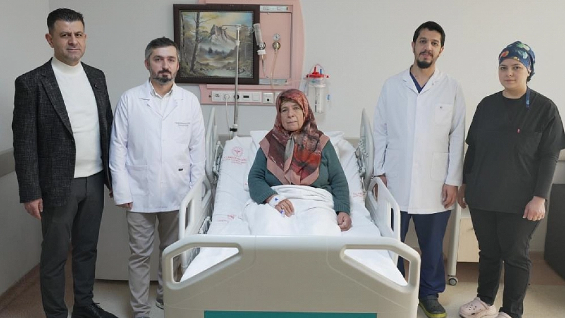 Malatya’da büyük başarı: Vücudundan 2 kiloluk tümör çıkarıldı