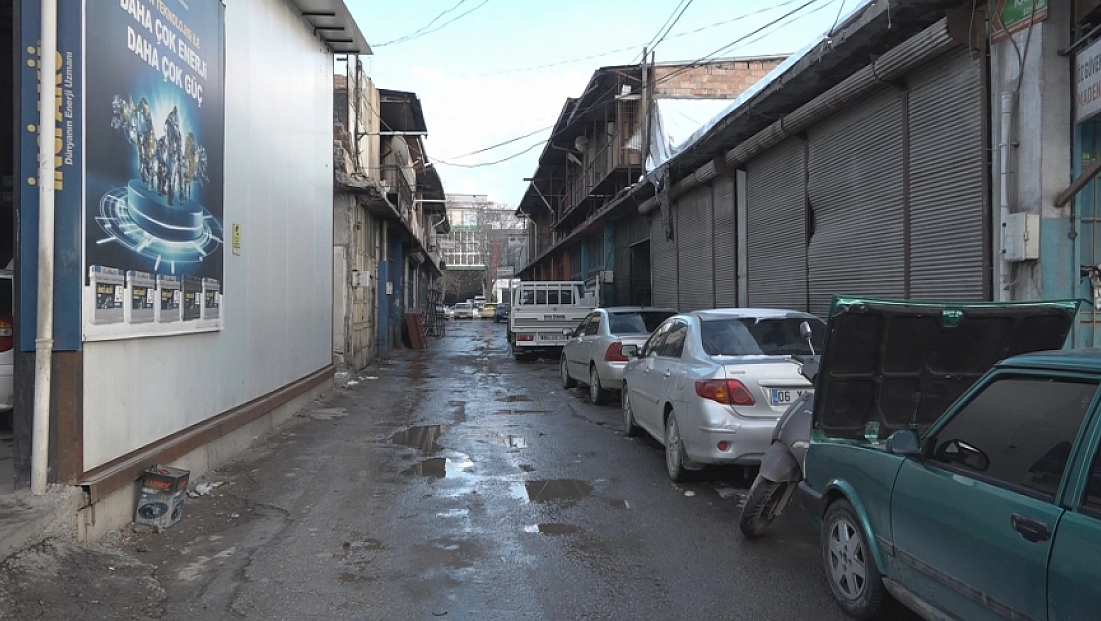 Malatya'da 714 işyerinin kurası çekildi, 2 esnafa yer çıkmadı