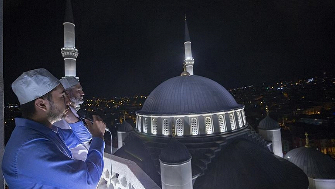 Malatya’da Camilerden Sela Sesleri Yükseldi
