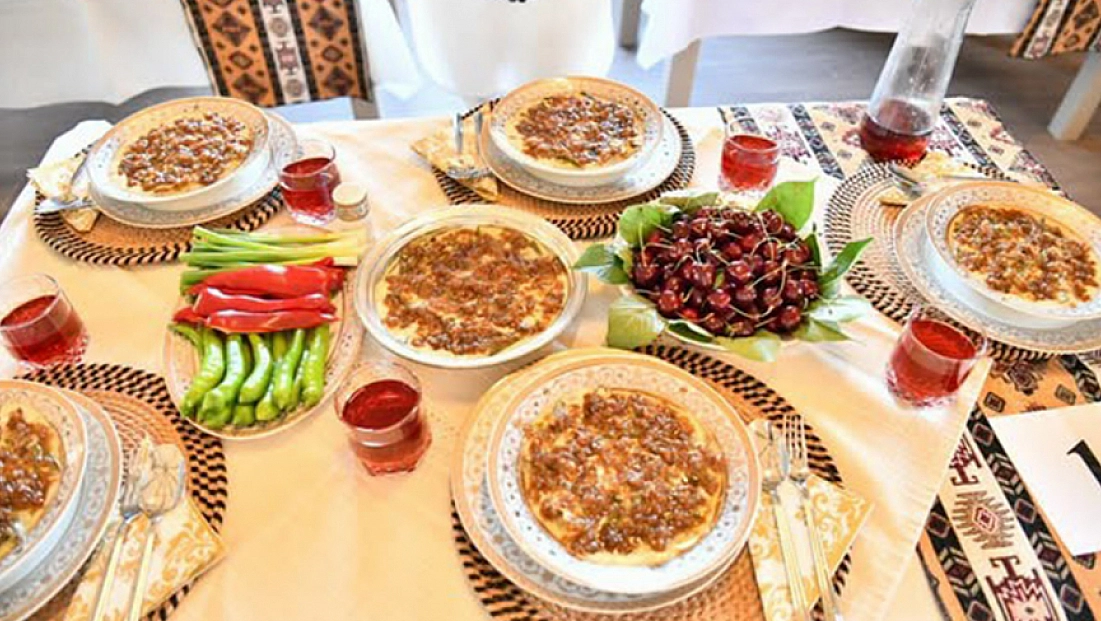 Malatya’da Kiraz Yaprağı Sarması Yarışması’nda kazananlar belli oldu