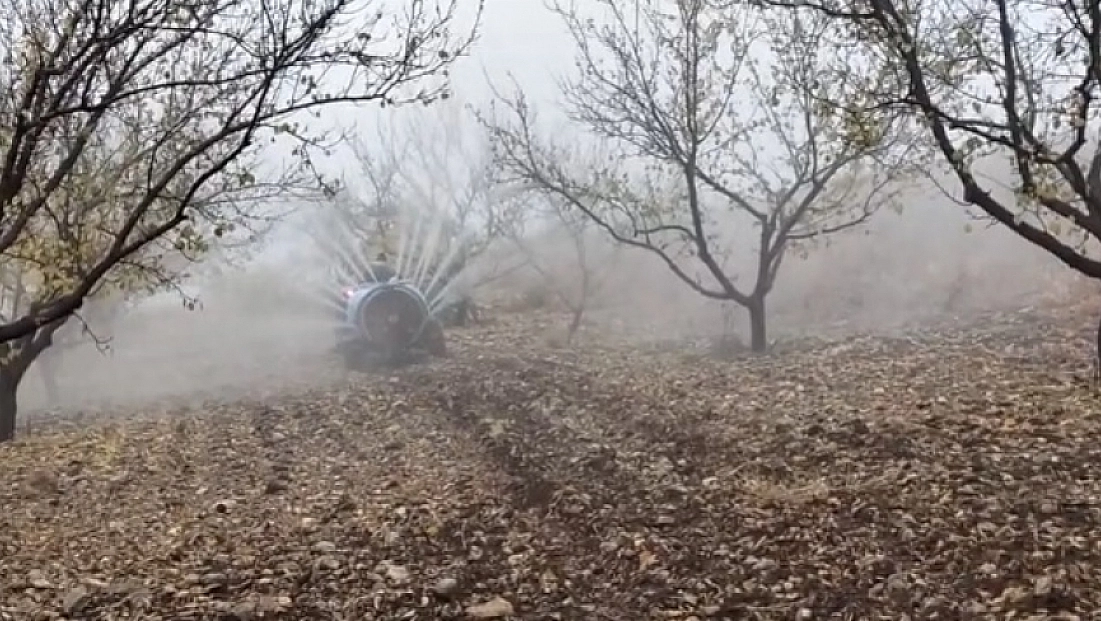 Malatya'da Kış Hazırlığı Başladı: Kayısı Bahçelerinde İlaçlama Mesaisi