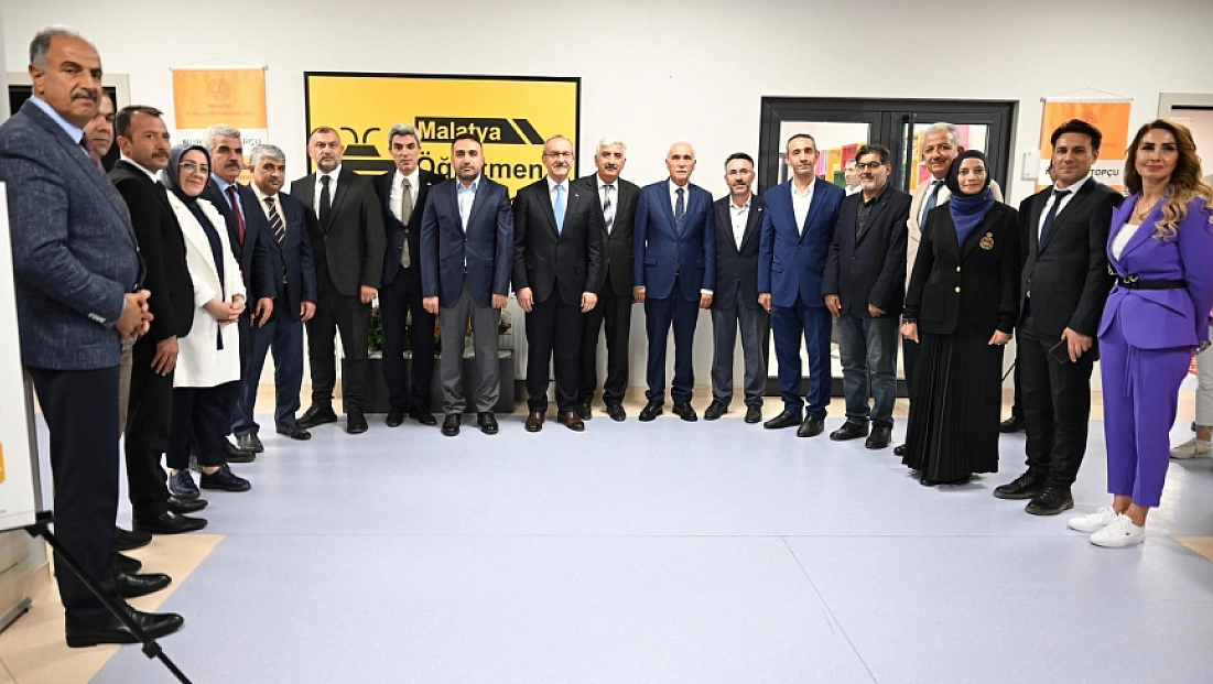 Malatya’da Nurettin Topçu Öğretmen Akademisi açıldı