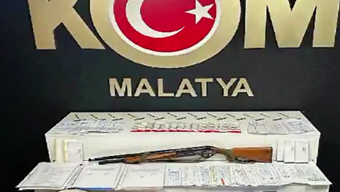 Malatya’da tefecilere operasyon: Çok sayıda fişek ve evrak ele geçirildi
