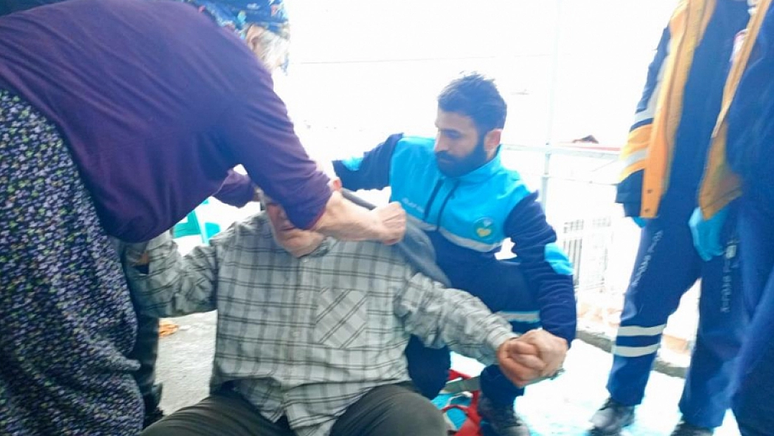 Malatya’da tipi ve karla mücadele sürüyor: Belediye ekipleri 7/24 sahada