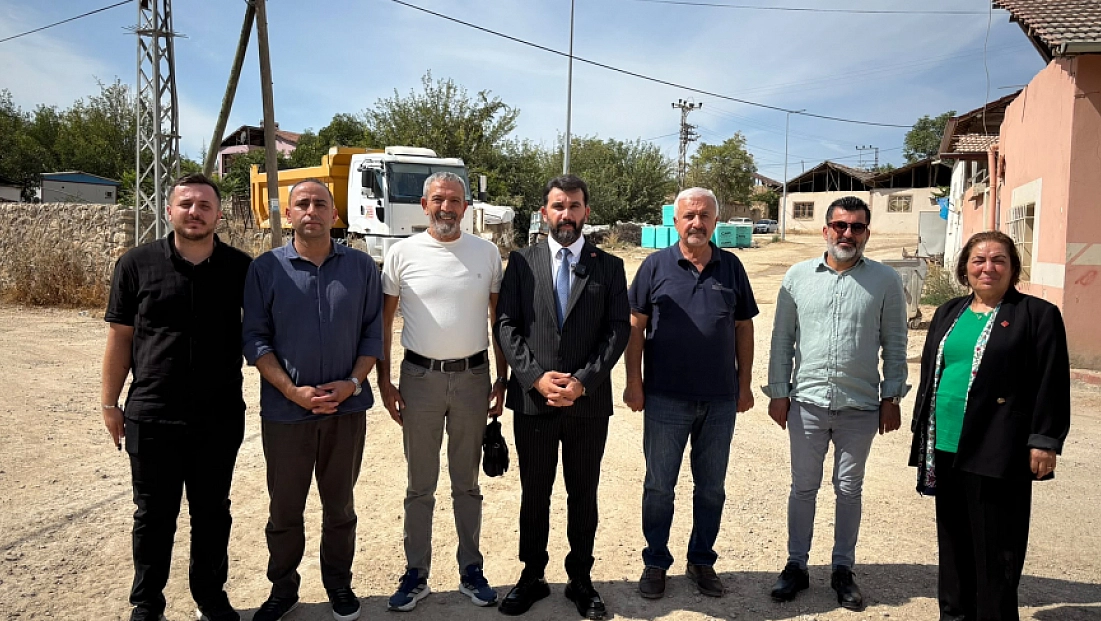 Malatya'da yol ve okul tepkisi: 'Lütuf değil, hizmet bekliyoruz'
