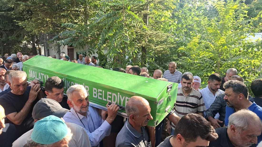 Malatya iş dünyası yasa boğuldu! Abdurrahman Yavuz son yolculuğuna uğurlandı