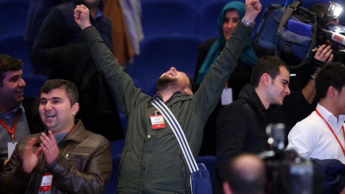 Milyonların gözü o anda: 15 bin öğretmen yarın belirleniyor