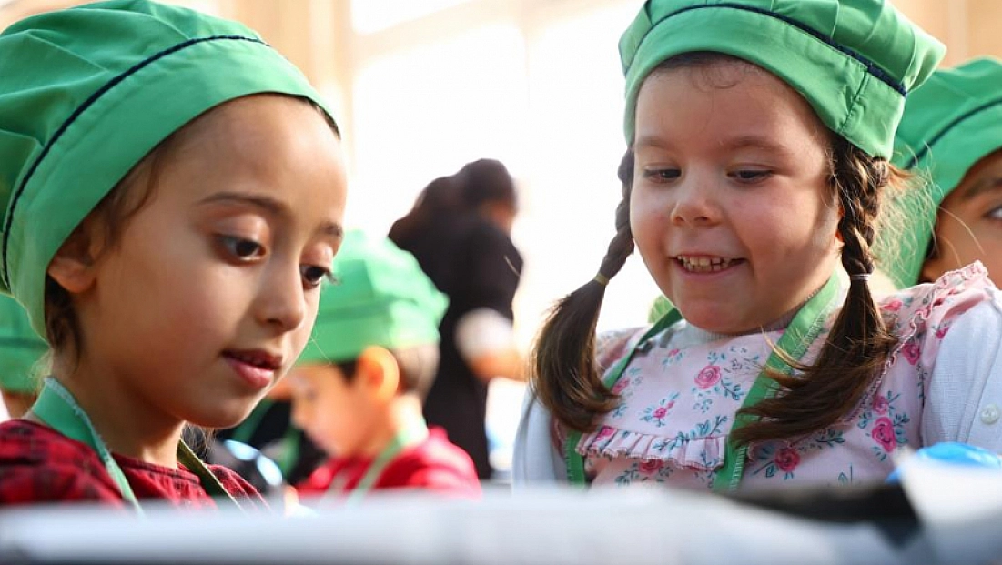 Minik şefler mutfakta yeteneklerini sergiledi