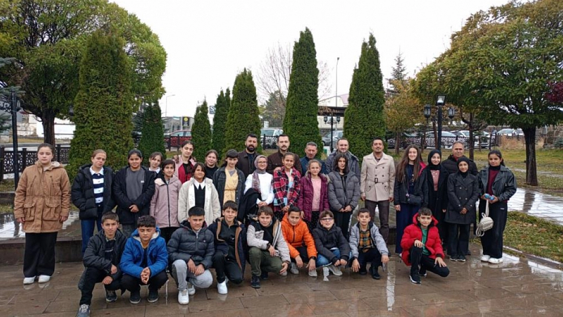 Öğrenciler kültür gezisiyle tarihle buluştu