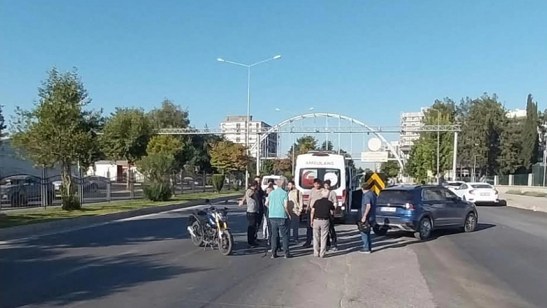 Otomobil ile motosiklet çarpıştı: 1 yaralı