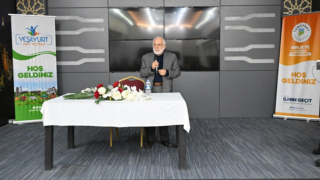 Prof. Dr. İhsan Süreyya Sırma, hayat hikâyesini Malatyalılarla paylaştı
