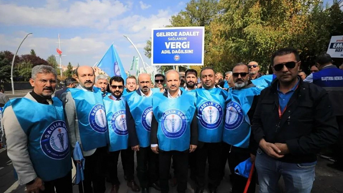 Sağlık çalışanları 'Diplomamızın hakkını istiyoruz' dedi