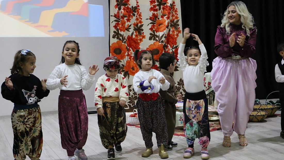 Şalvar defilesine büyük ilgi