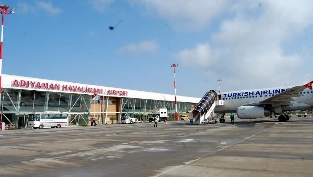 Sis nedeniyle uçak seferi iptal edildi