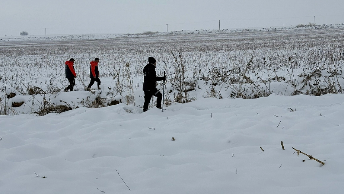 Şizofreni hastası kayıp kadın için AFAD ve jandarma seferber oldu